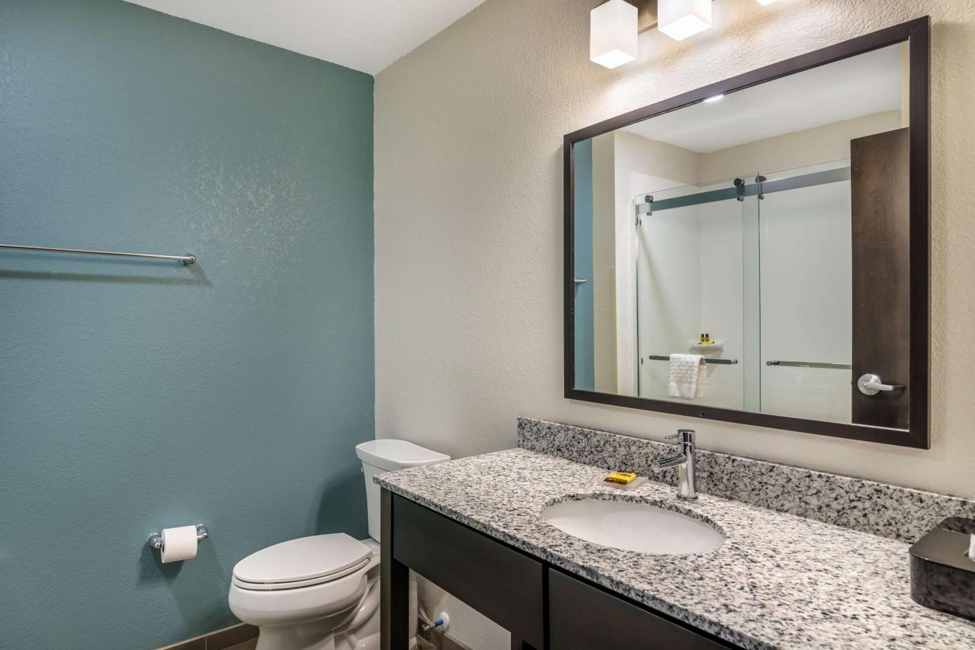 Best Western Plus Bluffton/Hilton Head Hotel Exterior photo